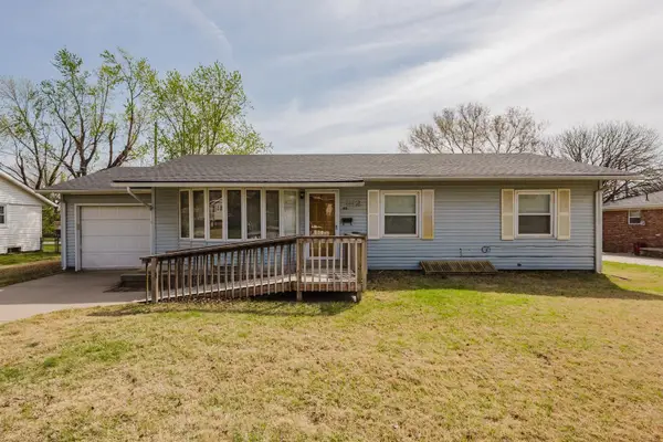 1112 N Acadia, Wichita, KS 67212
