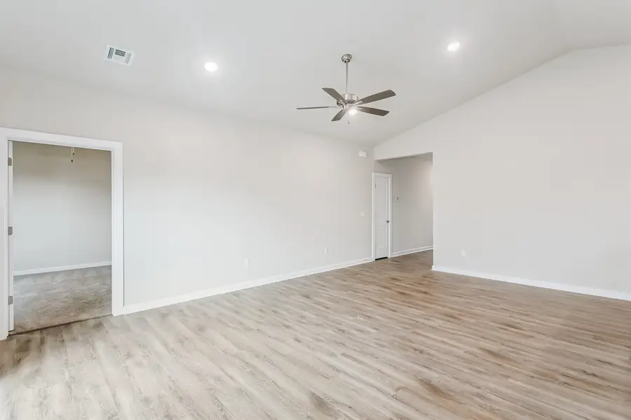 1606 N Topaz Ln, Mulvane, KS 67110 - #3