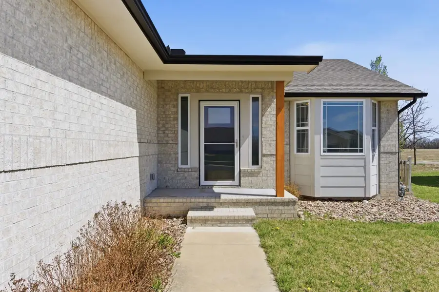 804 S Hedgewood, Andover, KS 67002 - #3