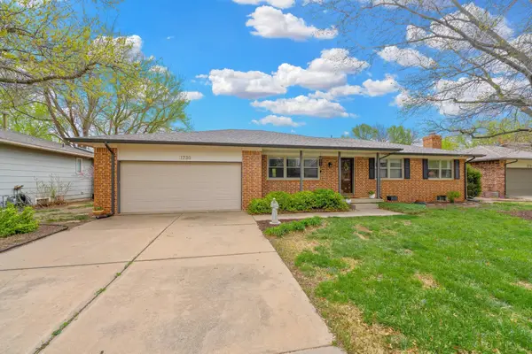 1730 N Smarsh Ln, Wichita, KS 67212