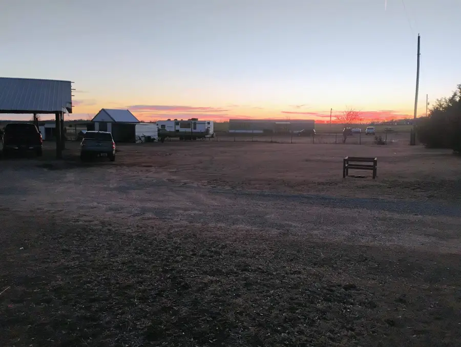 39831 W 6th St S, Cheney, KS 67025 - #2