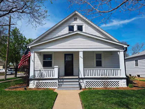 600 E 2nd, Newton, KS 67114