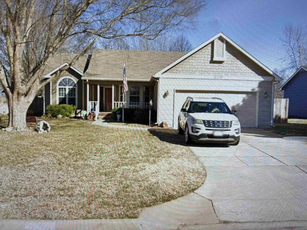 326 N Parkdale, Wichita, KS 67212 - #1