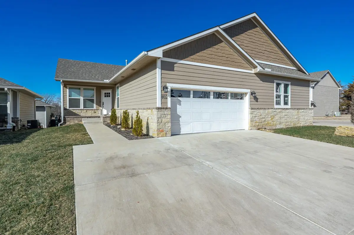 331 N 127th St E Bldg 27/402, Wichita, KS 67206 - #1