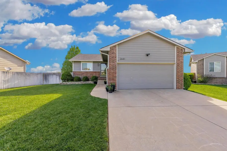 2641 E Spring Hill Ct, Goddard, KS 67052 - #2