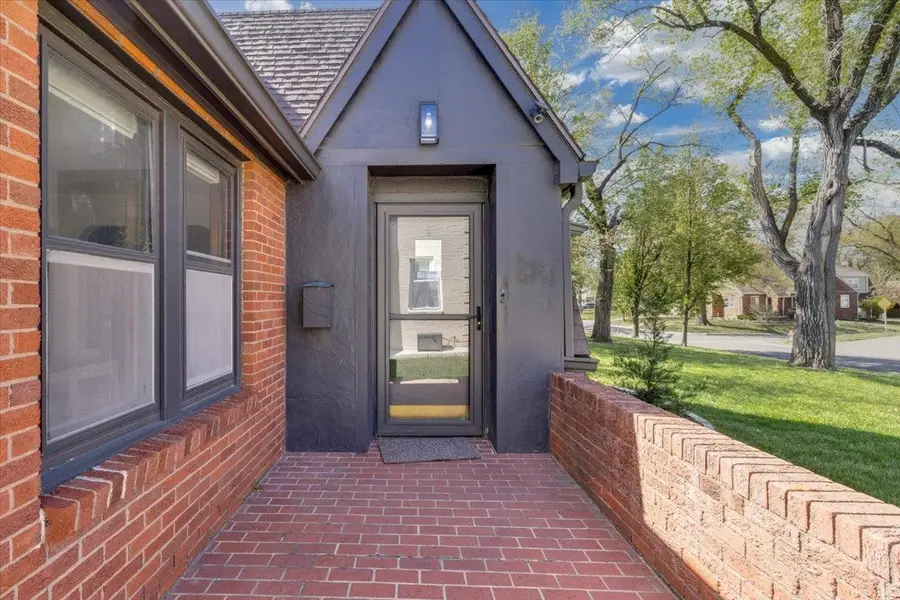 170 S Battin St, Wichita, KS 67218 - #3