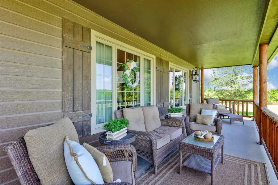 11385 SW 50th St, Towanda, KS 67144 - #2