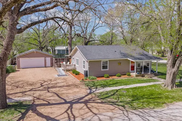 625 N Sumner, Belle Plaine, KS 67013