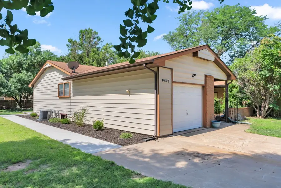 9421 W 16th St No., Wichita, KS 67212 - #2