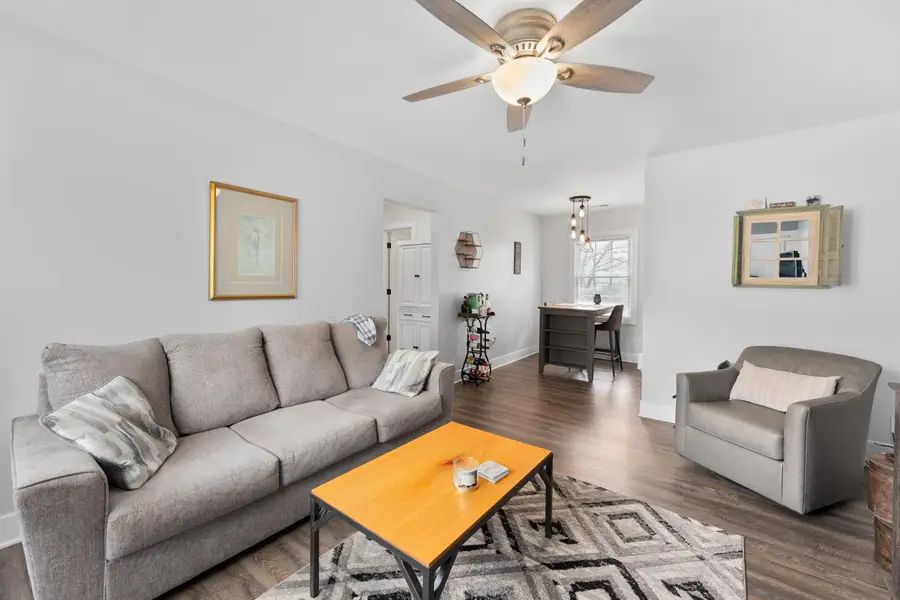 1921 S Ridgewood Dr, Wichita, KS 67218 - #3