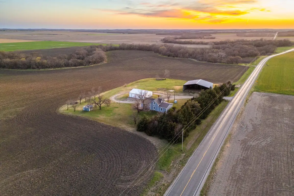 628 Mulberry Rd, Minneapolis, KS 67467 - #1