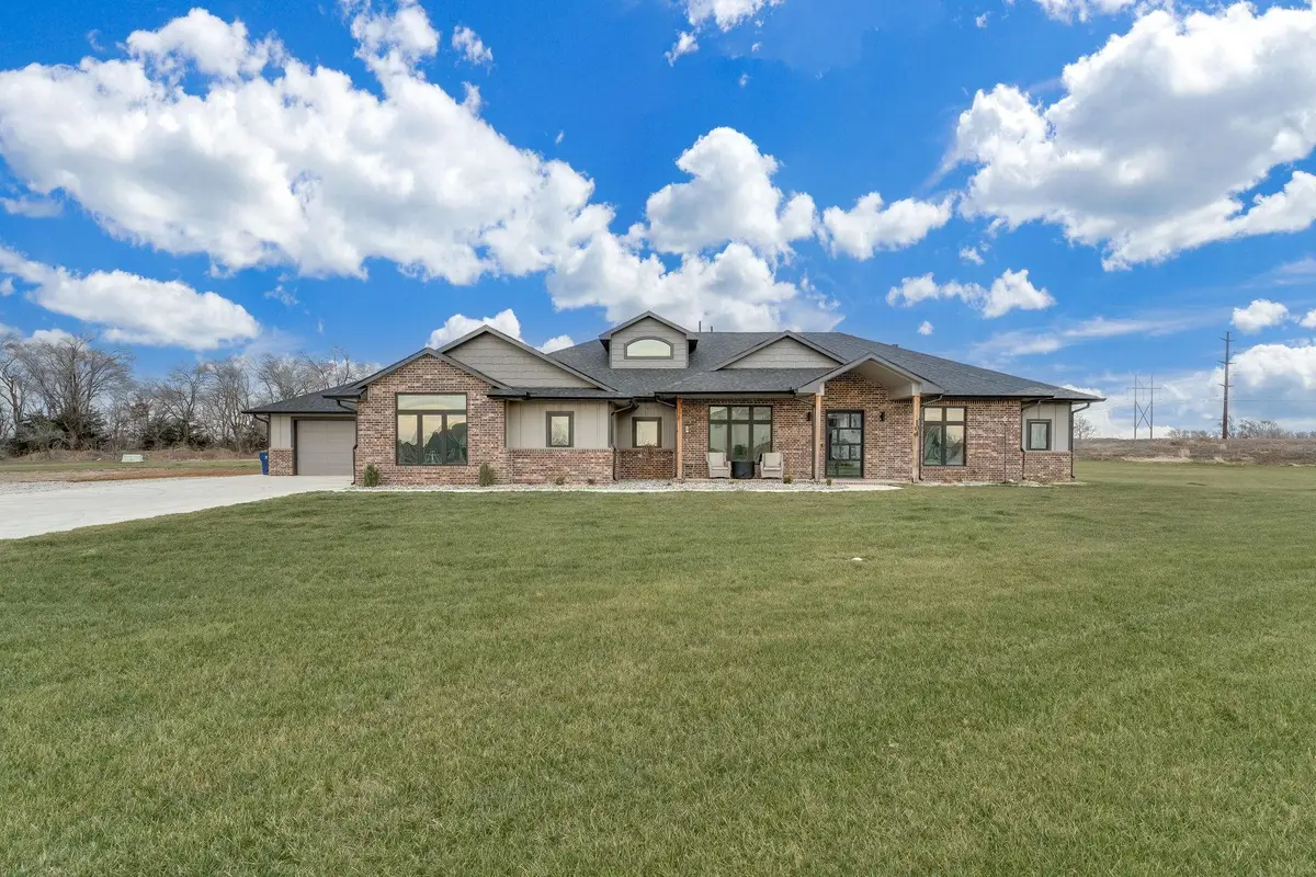 104 N Estes St, Garden Plain, KS 67050 - #1