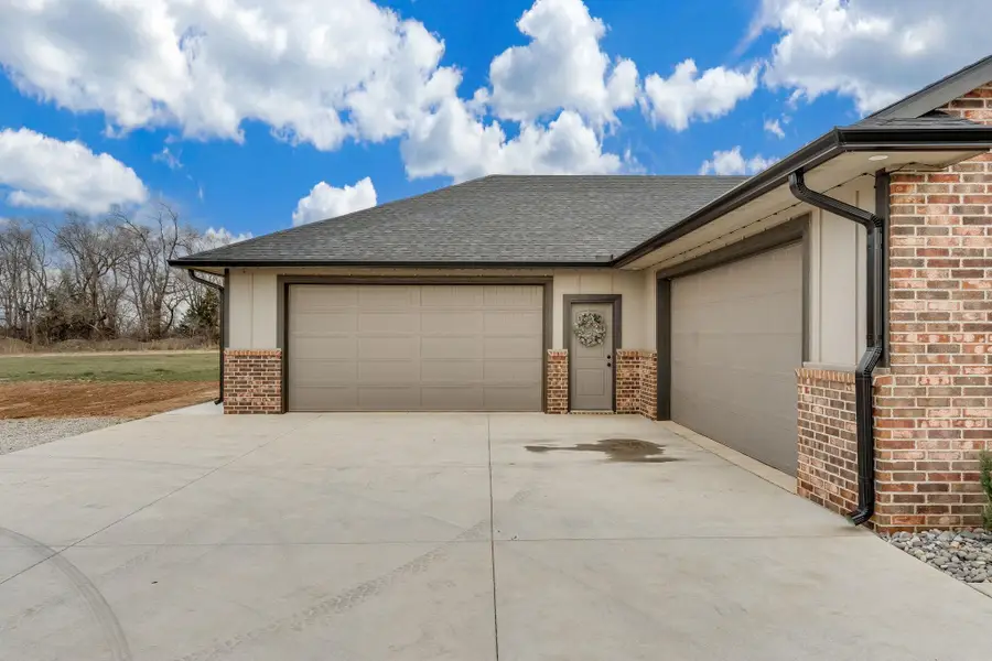 104 N Estes St, Garden Plain, KS 67050 - #3