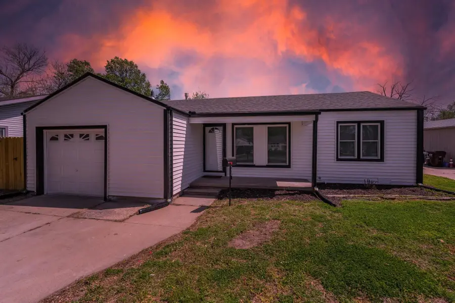 3320 S Palisade Ave, Wichita, KS 67217 - #2