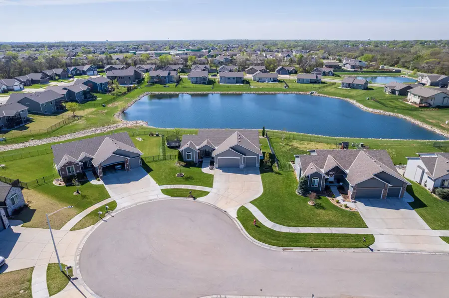 825 N Tyndall Ct, Derby, KS 67037 - #2