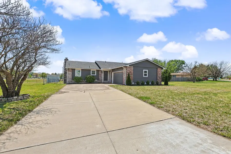 113 W Berlin, Rose Hill, KS 67133 - #2