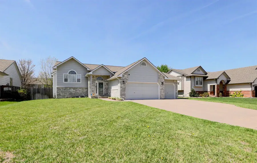 1321 N Robin Court, Andover, KS 67002 - #2