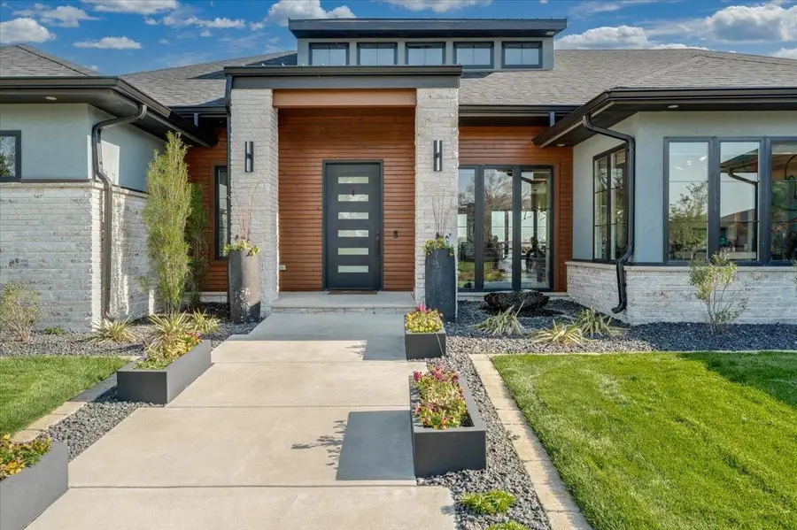 4855 W Brisco St, Wichita, KS 67205 - #2