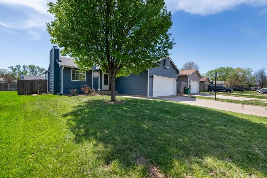 11707 W Bella Vista St, Wichita, KS 67212 - #2