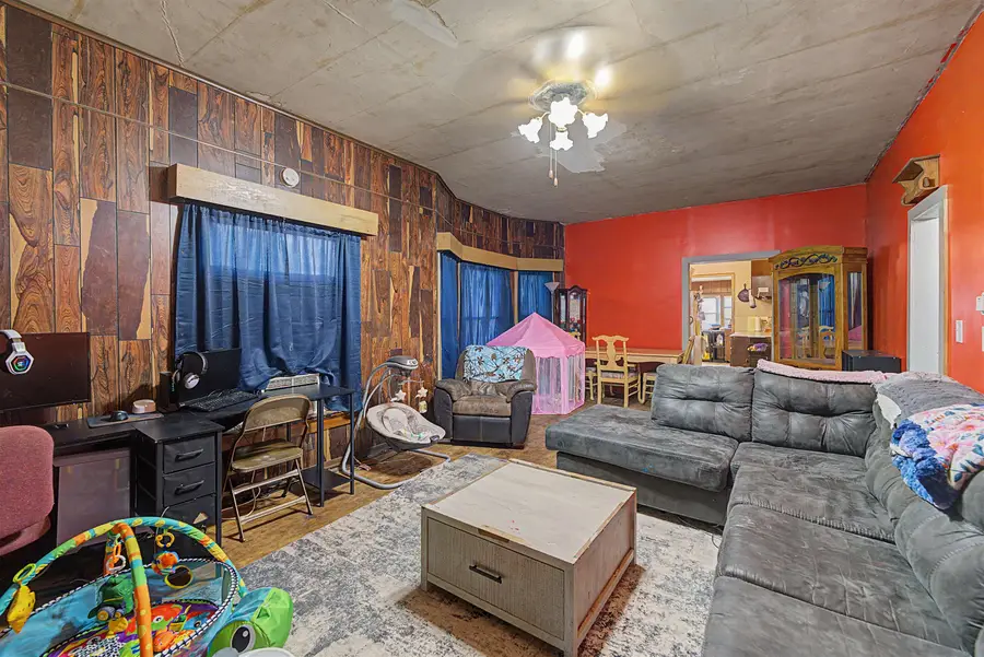 117 Cherry Ave, Minneapolis, KS 67467 - #3