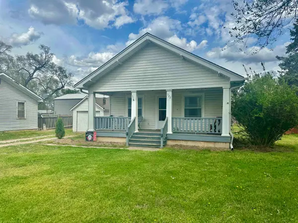 522 S Christian Ave., Moundridge, KS 67107