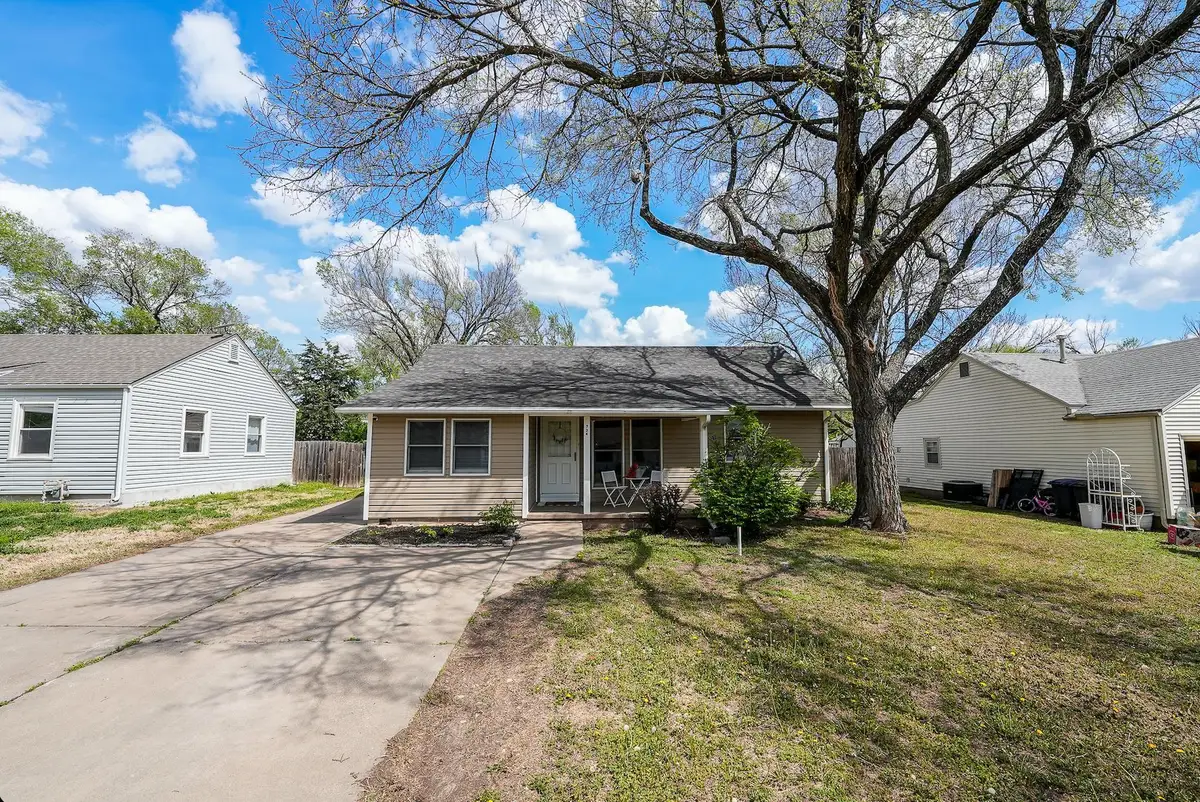 734 S Audrey Dr, El Dorado, KS 67042 - #1