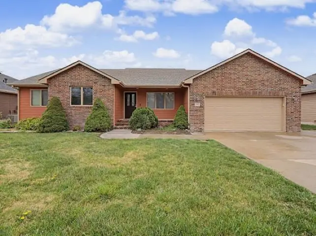 35 Wildcat Cir, Salina, KS 67401 - #3