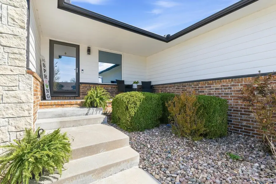 726 Sandstone Ct, Andover, KS 67002 - #3