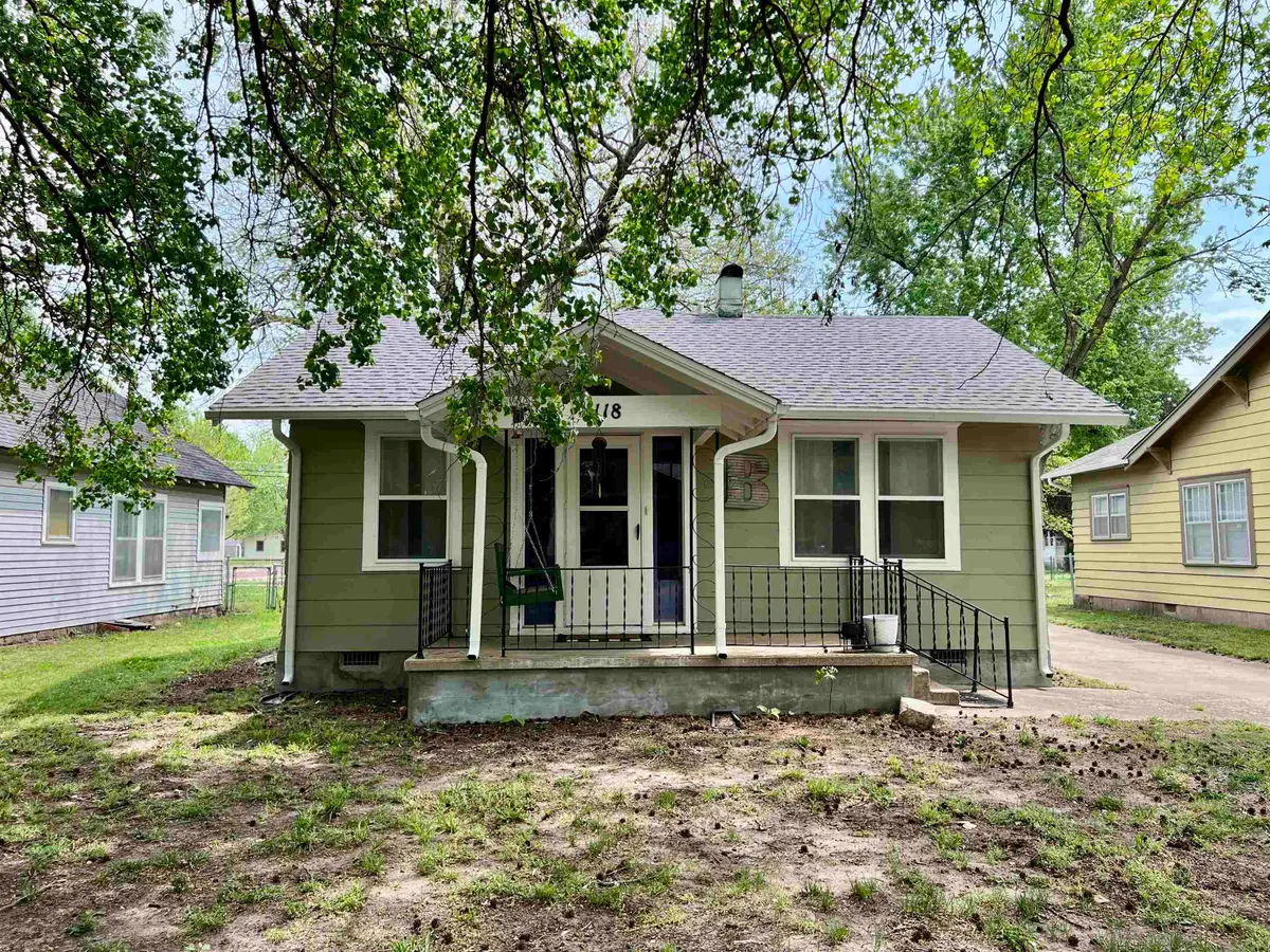 1118 N B, Arkansas City, KS 67005 - #1