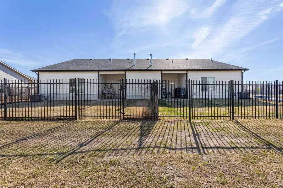 5201/5203 N Cypress St, Wichita, KS 67205-5261 - #3