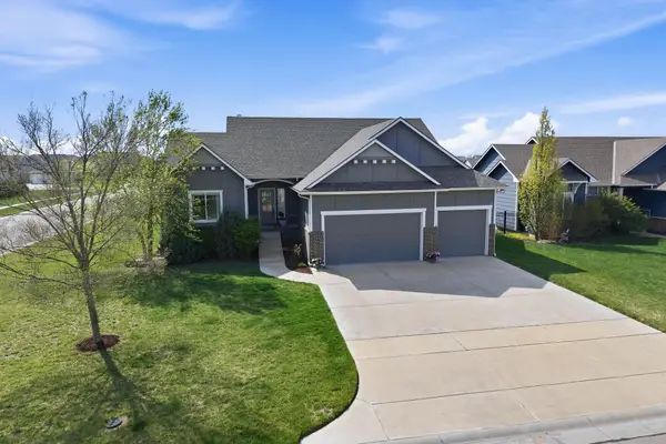 2801 N Woodridge St, Wichita, KS 67226