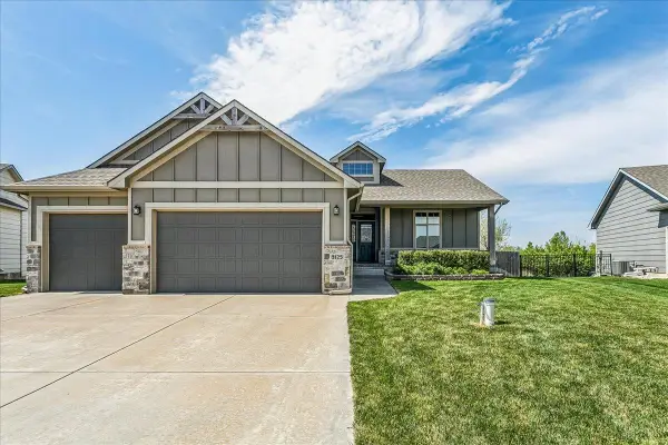 5125 N Athenian St, Wichita, KS 67204