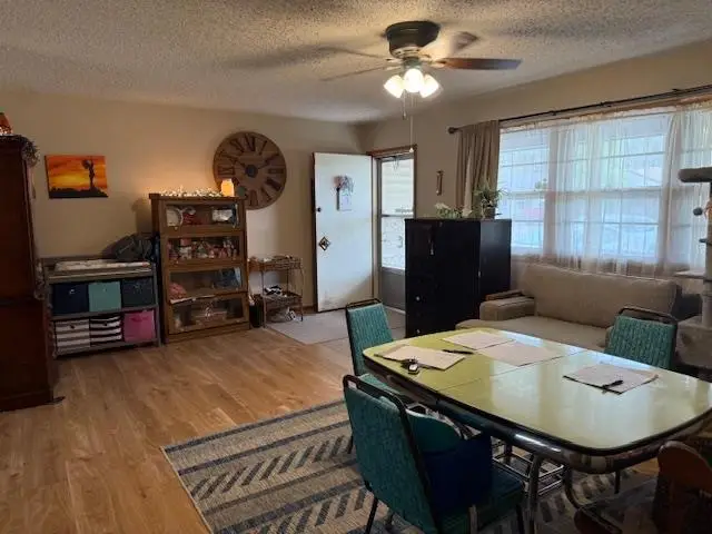 1606 N B St, Wellington, KS 67152 - #2