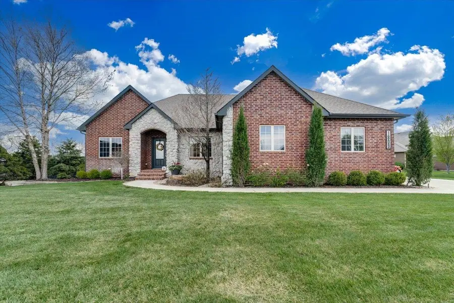 1809 E Elk Ridge Ave, Goddard, KS 67052 - #2