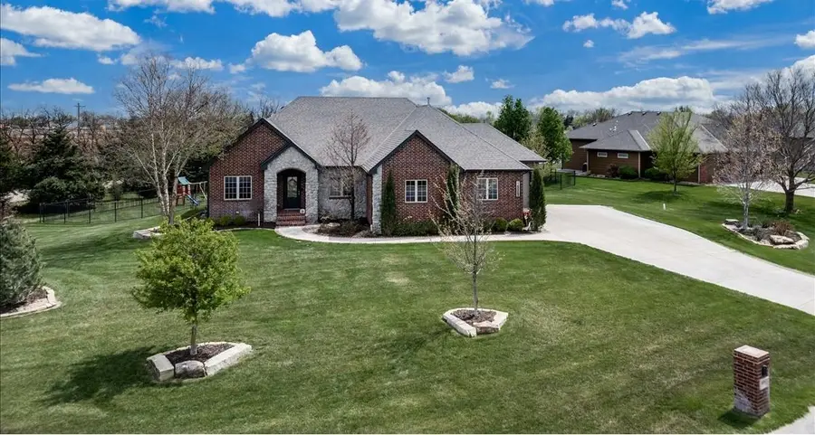 1809 E Elk Ridge Ave, Goddard, KS 67052 - #3