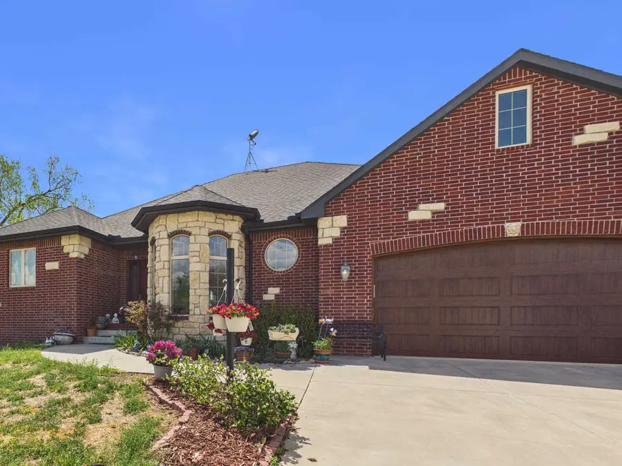 22015 W 101st St N, Mount Hope, KS 67108 - #3