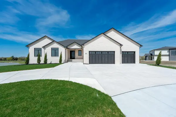 4817 N Bridgewood Ct, Wichita, KS 67226