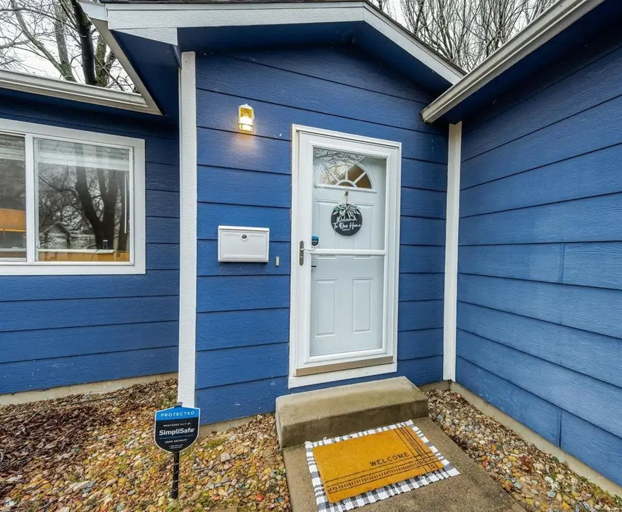 609 Osage St, Augusta, KS 67010 - #2