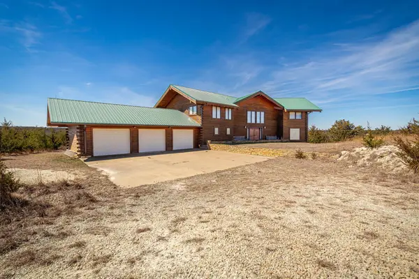 2197 240 Rd, Mankato, KS 66956