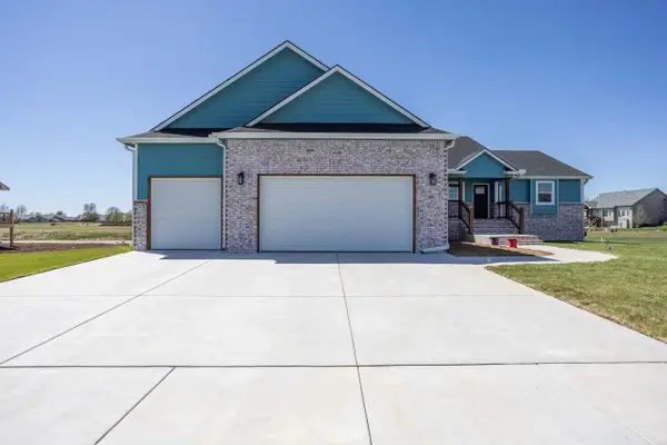 464 S Stoney Creek St, Clearwater, KS 67026