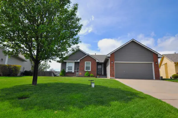 8841 N Hidden Lane, Park City, KS 67147