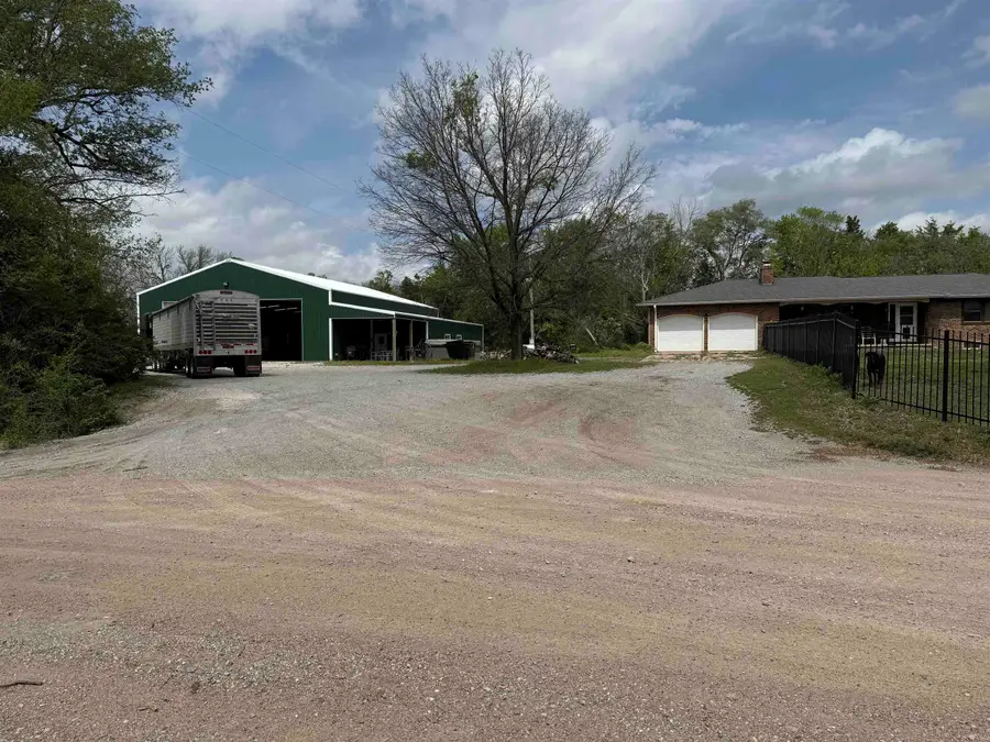 9460 W 79th St S, Clearwater, KS 67026 - #2