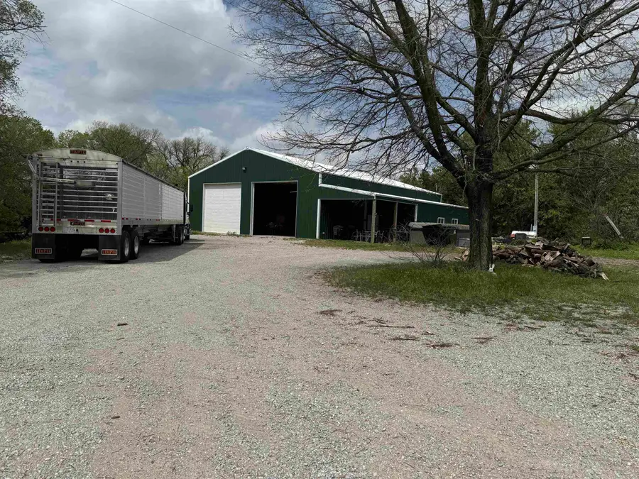 9460 W 79th St S, Clearwater, KS 67026 - #3