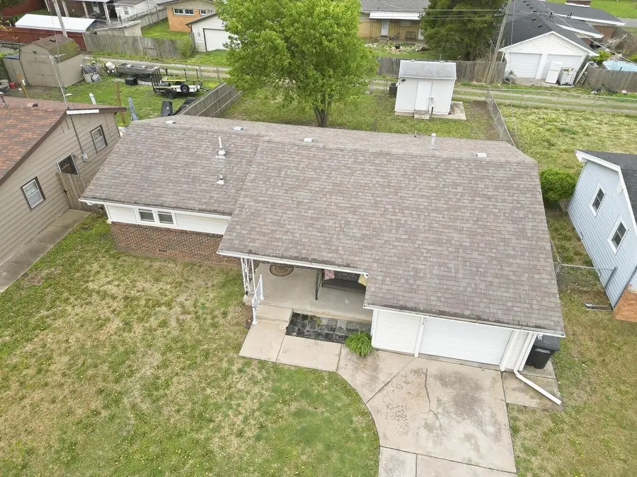 1913 Cron St, Augusta, KS 67010 - #3