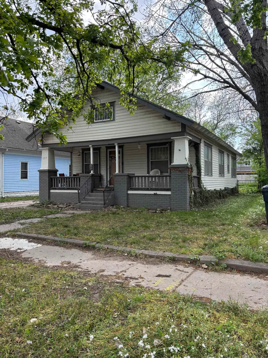 237 N Martinson St, Wichita, KS 67203 - #2