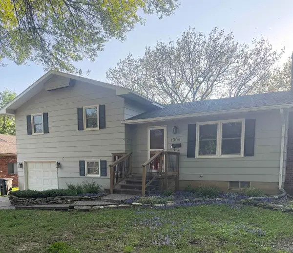 1309 N Joyce, El Dorado, KS 67042