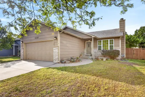 2537 E Fairchild St, Park City, KS 67219