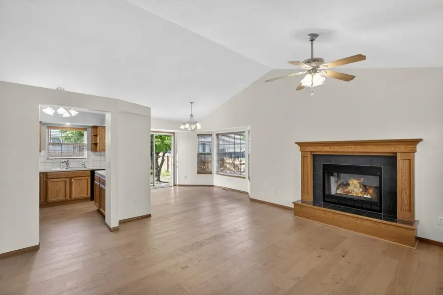 2537 E Fairchild St, Park City, KS 67219 - #3