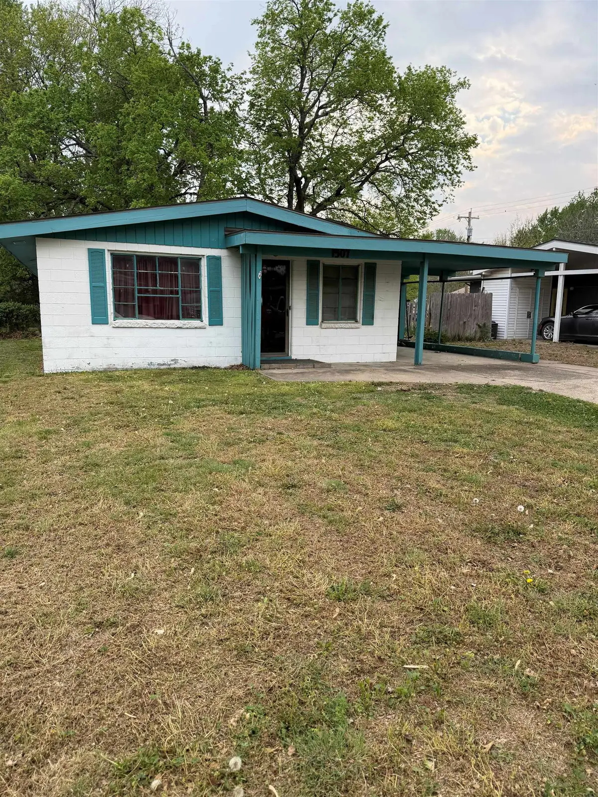 1507 Ann St, Winfield, KS 67156 - #1