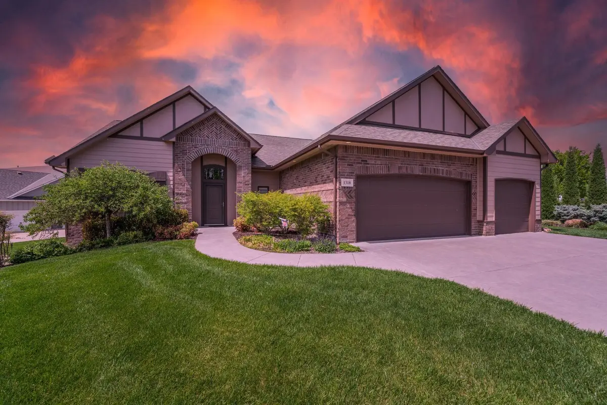 1318 Lookout St, Derby, KS 67037 - #1